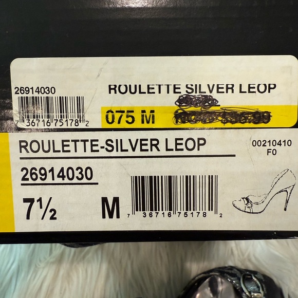 Carlos Santana roulette silver leopard heels‎ - Picture 5 of 6